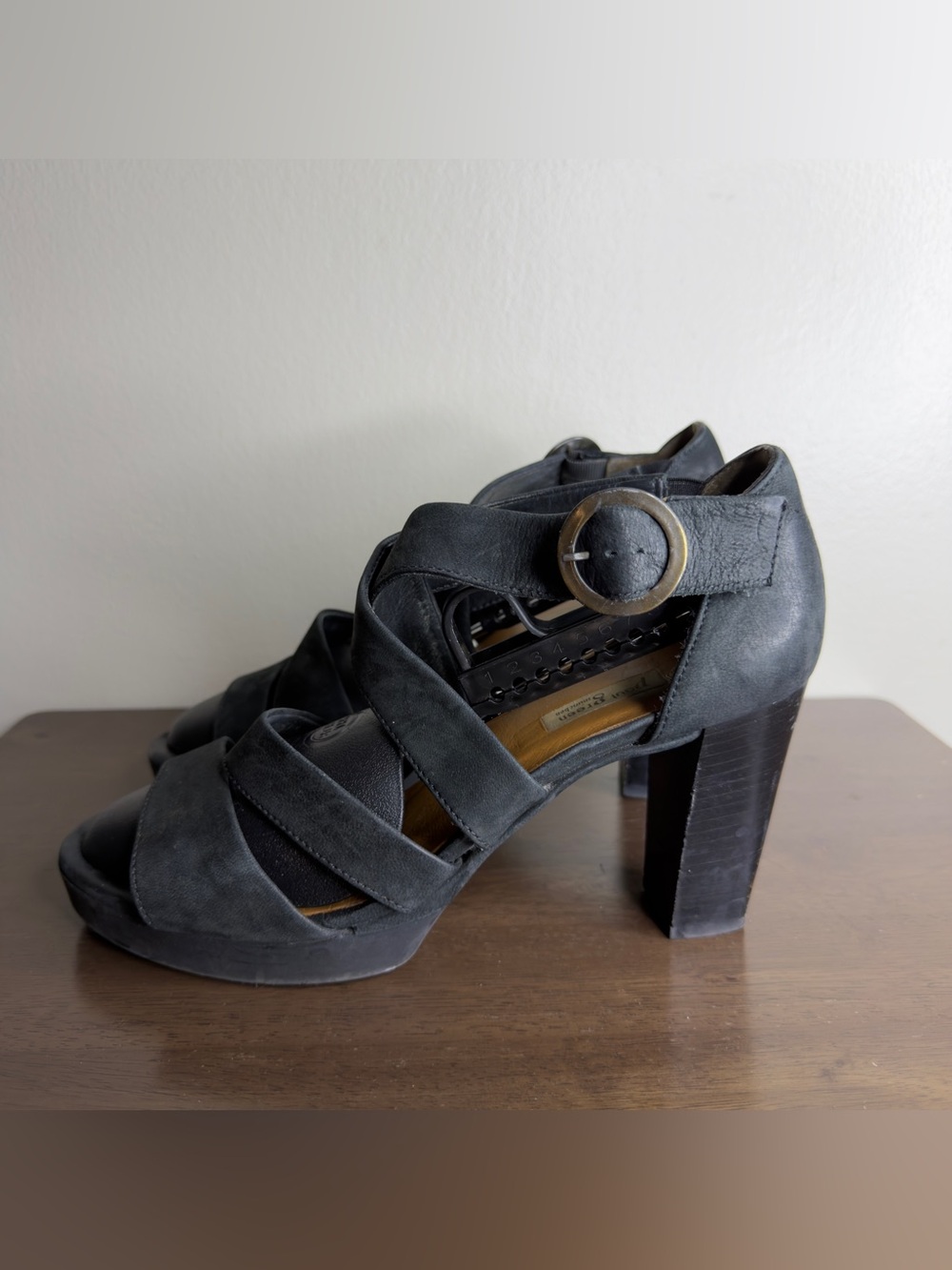 Paul Green Black Leather Strappy Block Heels sz 7 Womens
